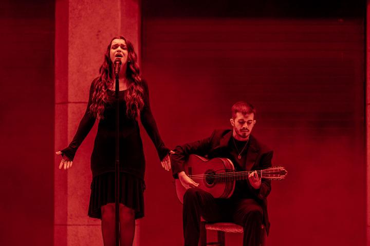 Amaia en el concierto por el 40º aniversario de Apple.