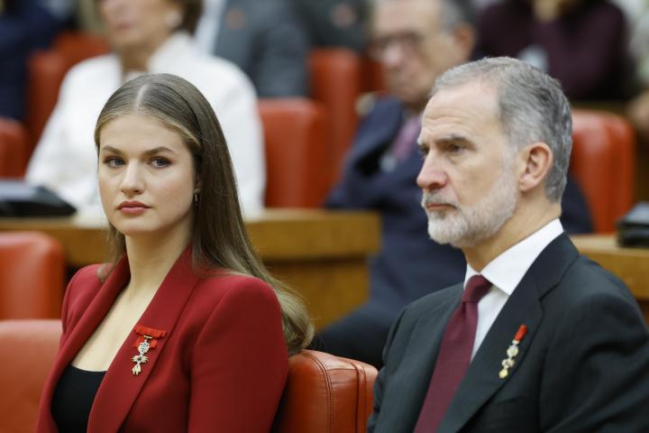 El rey y la princesa de Asturias, juntos en el coloquio ’50 años después: la Corona en el tránsito a la democracia’, en el Congreso este viernes