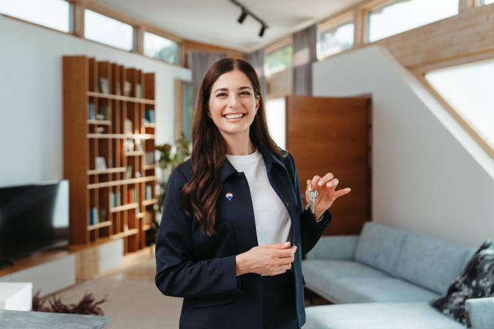 Una directora de una oficina de Remax.