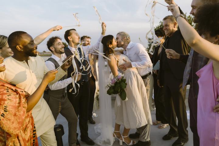 La celebración de una boda.