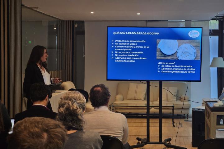 Imagen del acto de presentación de la Asociación Española de Bolsas de Nicotina (ABN)