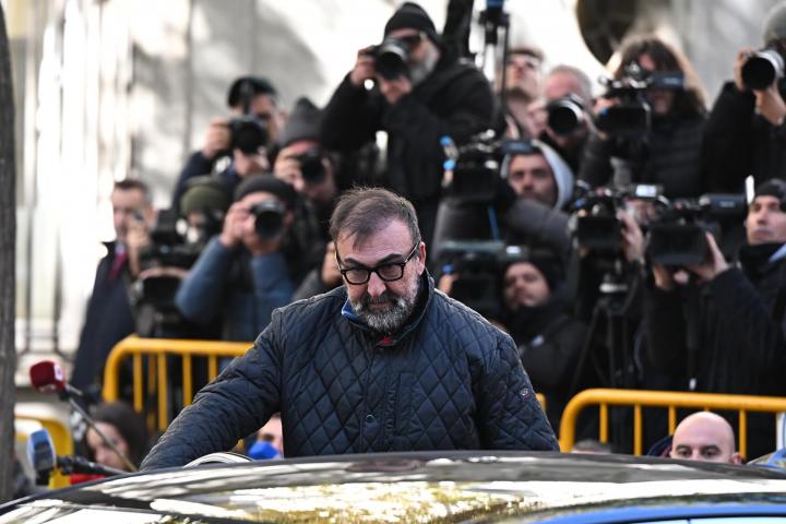 Koldo García, exasesor del ministro José Luis Ábalos, llega al Tribunal Supremo, el 27 de noviembre de 2025, día en que se ordenó su ingreso en prisión por el caso Mascarillas.