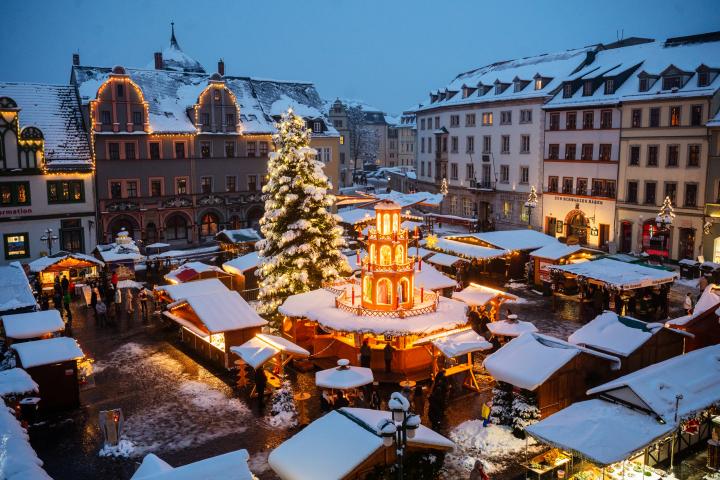 alt="alt="02.12.2022 Weimar: Weihnachtsmarkt im Winter / Foto: Thomas Müller""