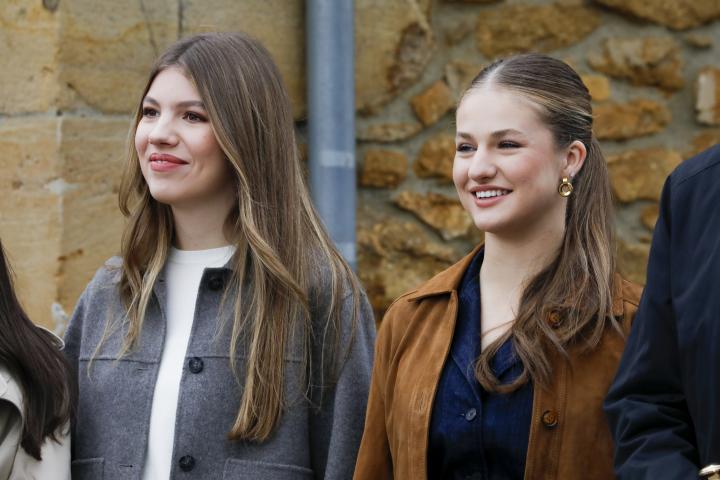 La princesa Leonor y la infanta Sofía en su visita a Valdesoto, Pueblo Ejemplar 2025