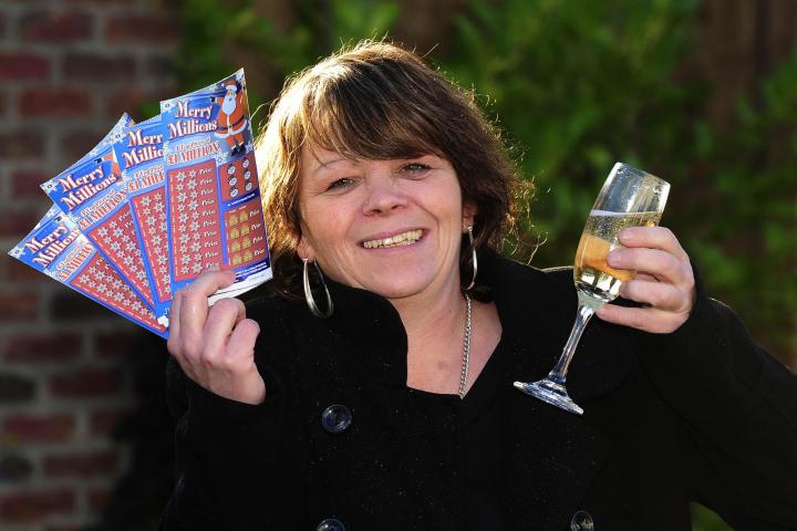 ganadora-rasca-gana-premio-ayuda