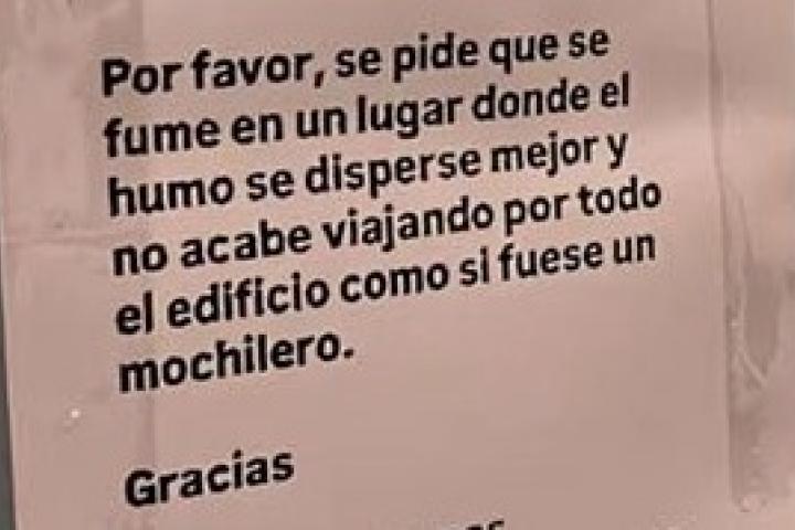 Una vecina se queja del olor a porro de su edificio