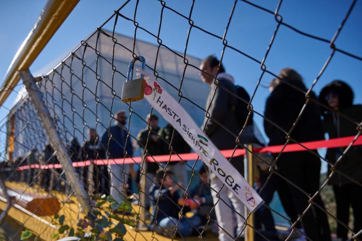 colas-despedida-robe-iniesta