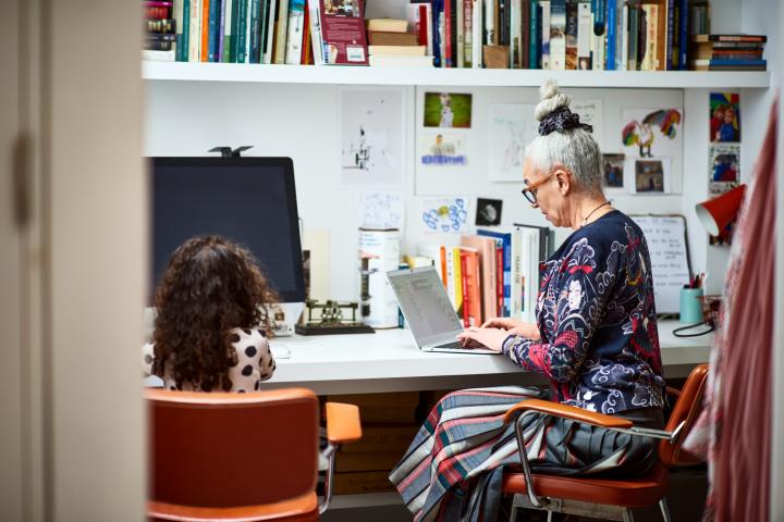 mujer-canas-discriminacion-laboral