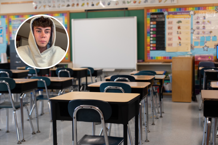 Salón de primaria y Álvaro Patón, joven docente.