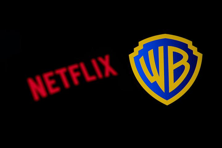 Los logos de Netflix y Warner Bros