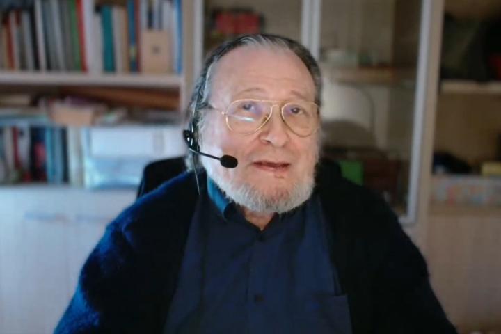 El economista Santiago Niño Becerra aclara la nueva normativa sobre los pagos con Bizum