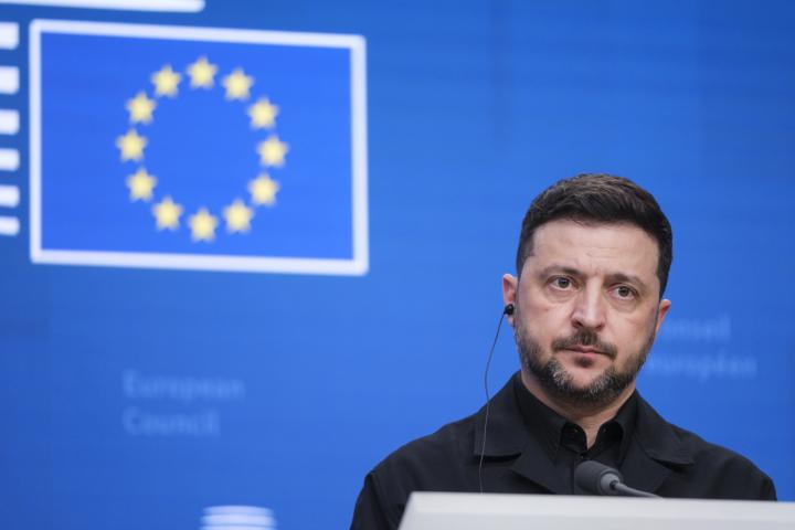 El presidente de Ucrania, Volodimir Zelenski, en la cumbre de la UE en Bruselas.