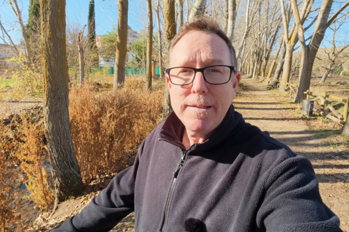 Stewart, hombre británico quien reside en España.