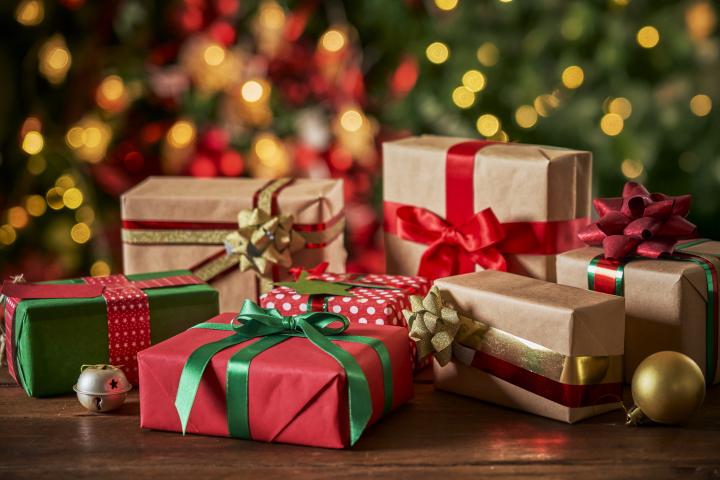 Varios regalos de Navidad.