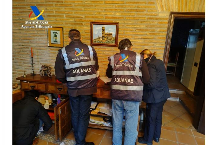 La Agencia Tributaria ha desmantelado una red de defraudación de IVA, con implantación en todo el territorio nacional.