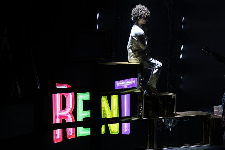 Un instante de la representación de Rent, el musical