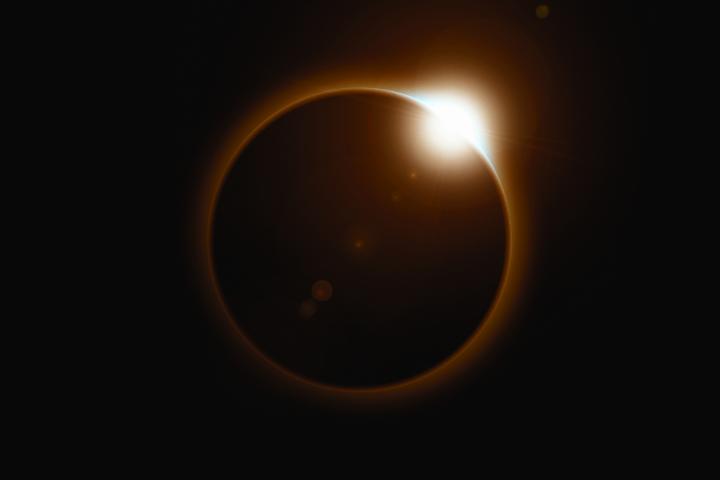 Eclipse solar total