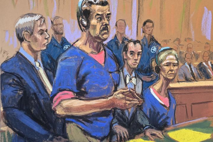 Fotografía de un dibujo realizado por la artista Jane Rosenberg donde aparece el presidente de Venezuela, Nicolás Maduro (c), junto a su esposa,, Cilia Flores (d), compareciendo ante un tribunal federal este lunes, en Nueva York