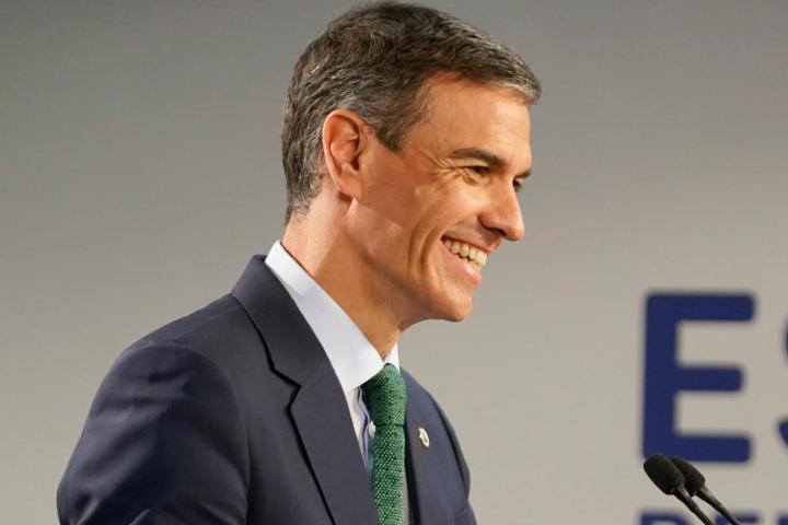 Foto de archivo de Pedro Sánchez sonriente.