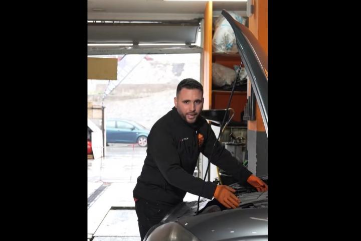 tiktok-jubilado-pidiendo-calle