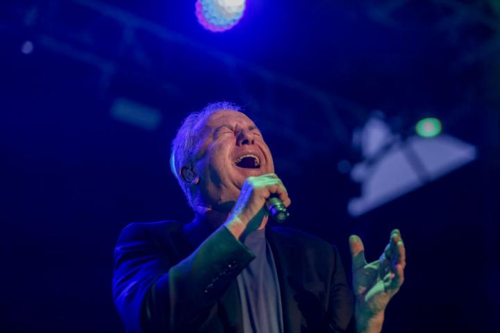 El cantante Víctor Manuel