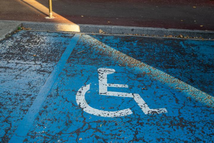 Aparcamiento para personas con alguna discapacidad
