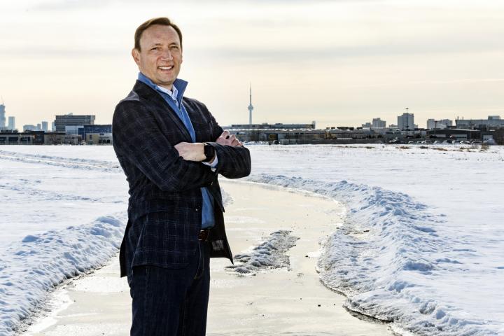 Derek Goring, director ejecutivo de Northcrest, en una entrevista sobre la remodelación del aeropuerto de Downsview.