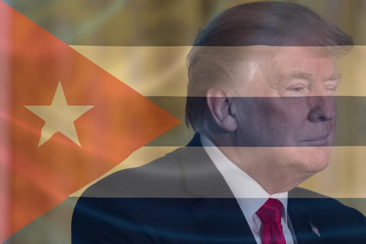 El presidente de EEUU, Donald Trump, superpuesto a una bandera de Cuba.