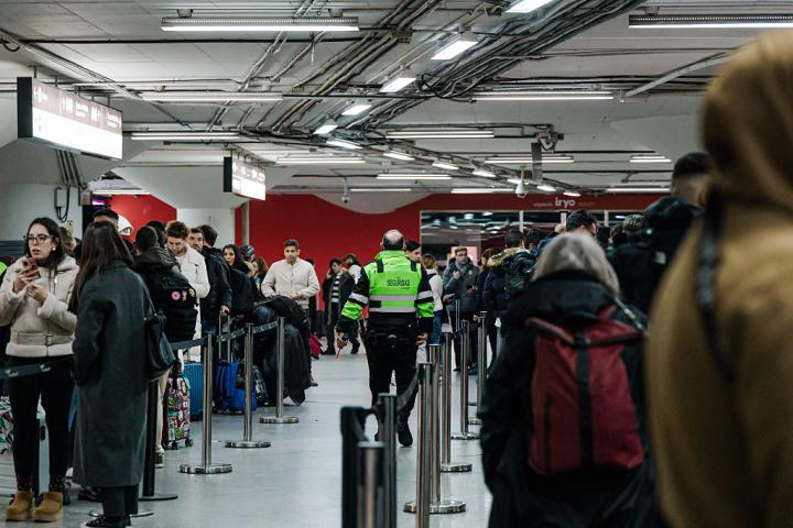 Pasajeros en Puerta de Atocha