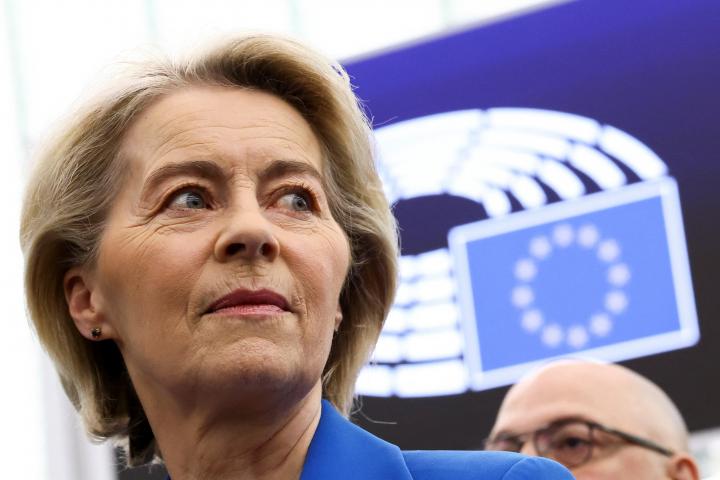 La presidenta de la Comisión Europea, Ursula von der Leyen, antes de su discurso ante el Parlamento Europeo en Estrasburgo, el 21 de enero de 2026.