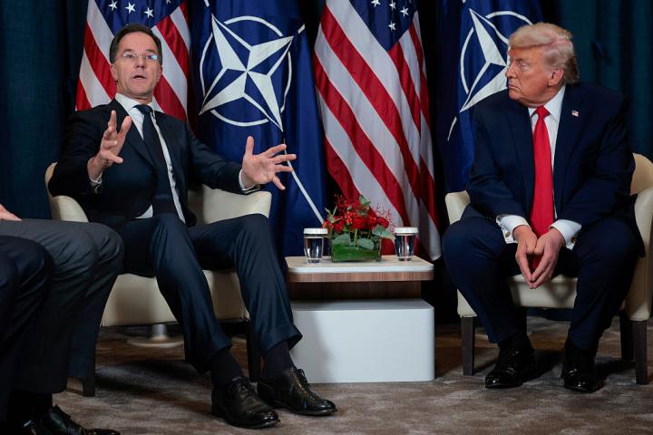 El presidente de EEUU, Donald Trump, y el secretario general de la OTAN, Mark Rutte, durante una reunión bilateral en el marco del Foro de Davos, el 21 de enero de 2026.