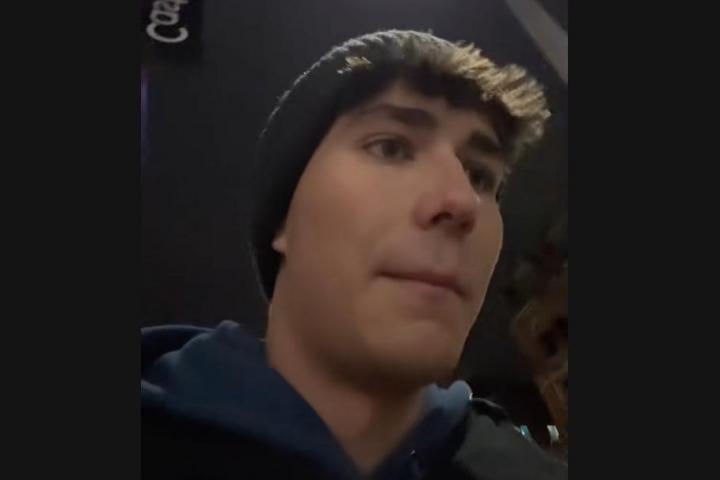 Jacobo en un vídeo de TikTok.