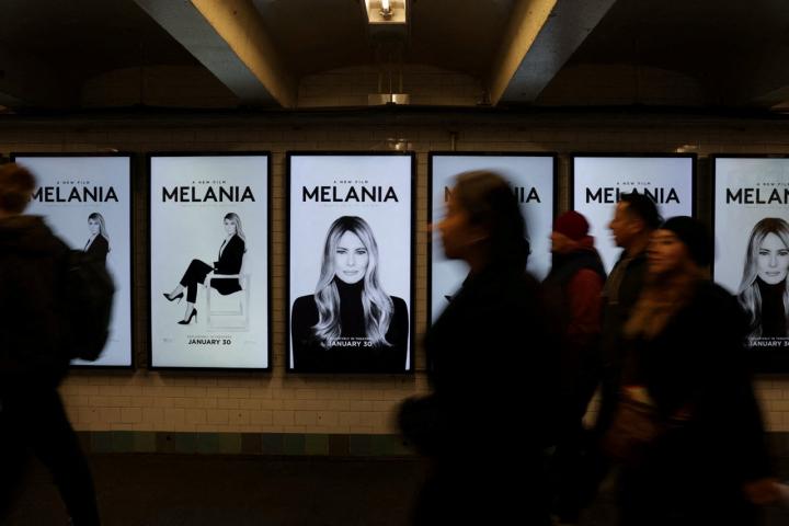 Carteles del documental de la primera dama de EEUU, Melania Trump, en el metro de Nueva York.