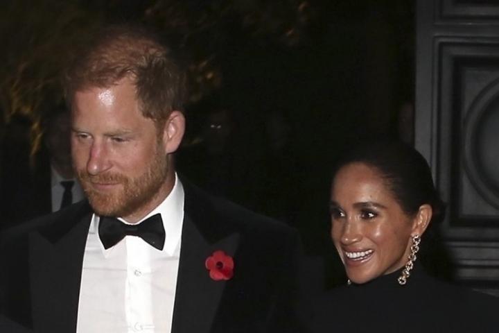 El príncipe Harry y Meghan Markle en el 70 cumpleaños de Kris Jenner en Beverly Hills
