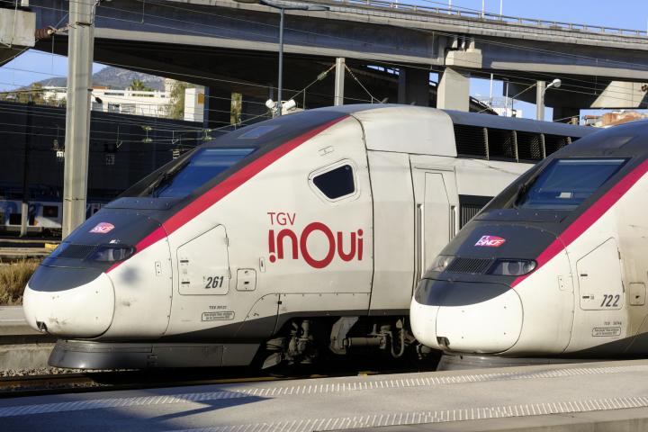 Tren de alta velocidad propiedad en Francia.