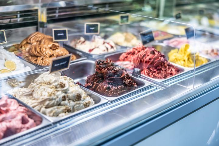 Un mostrador de helados.