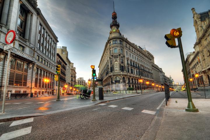 Confluencia de la Calle Alcalá con la Gran Vía de Madrid,