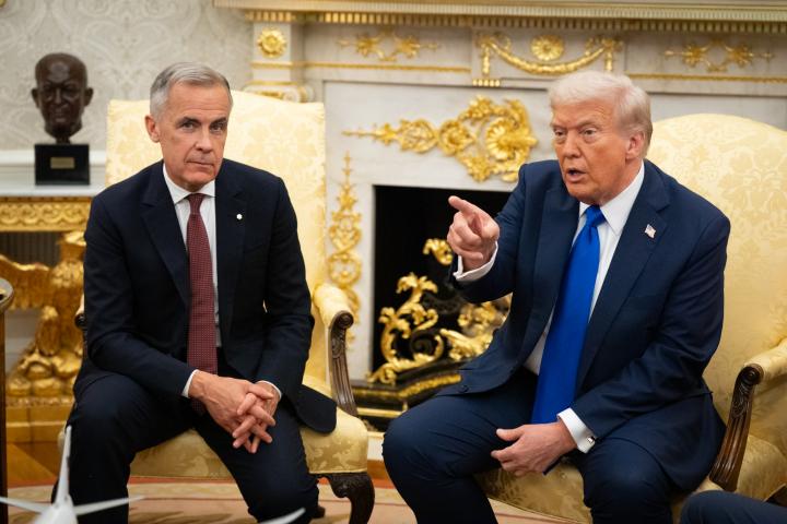 El primer ministro canadiense, Mark Carney, y su homólogo estadounidense, Donald Trump; en una visita en la Casa Blanca.