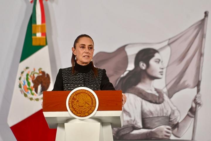 La presidenta de México, Claudia Sheinbaum, durante su sesión informativa matutina en el Palacio Nacional, el 26 de enero de 2026, en la Ciudad de México.