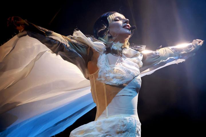 Lady Gaga en su concierto en el Coachella este 2025.