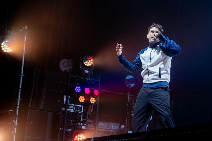 MADRID, SPAIN - JANUARY 31: The artist Daniel Martinez de la Ossa Romero 'Delaossa' during his concert at the Movistar Arena, on 31 January, 2026 in Madrid, Spain. Delaossa returns to the stage with an unprecedented staging to present 'La Madruga', his most personal and ambitious album, a journey from darkness to light. (Photo By Ricardo Rubio/Europa Press via Getty Images)