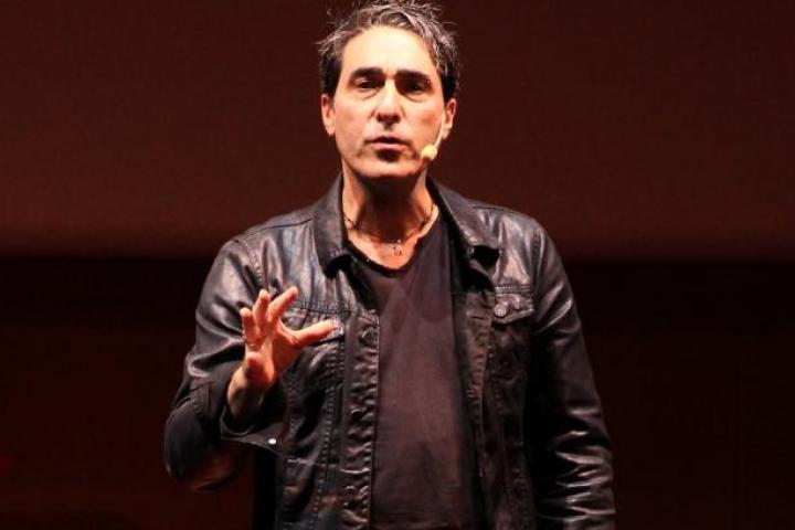 El músico Antonio Martínez Ares, en una imagen publicada en sus redes sociales.