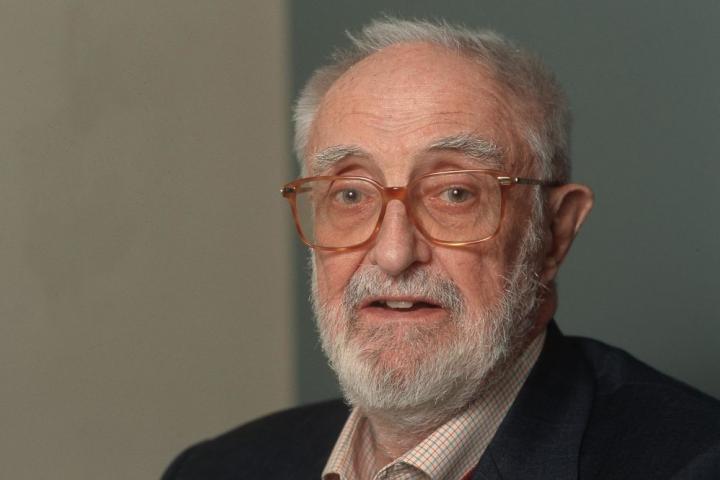 El economista, pensador y escritor español José Luis Sampedro