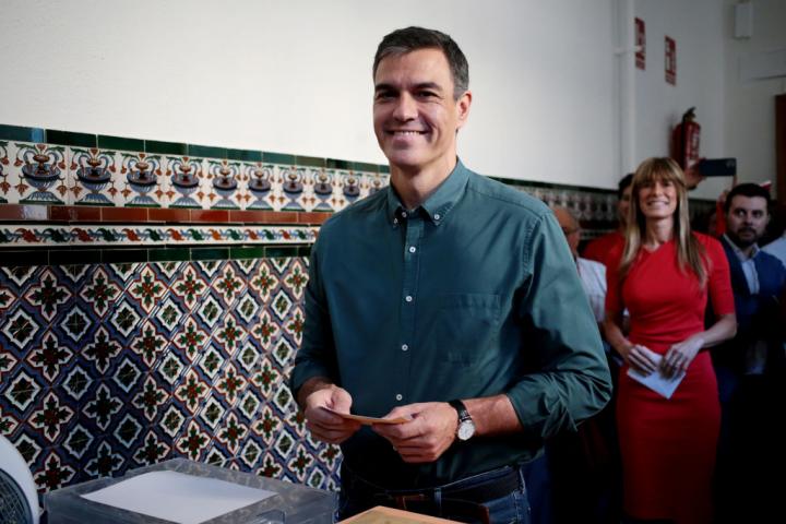 Pedro Sánchez, votando en las elecciones de julio de 2023