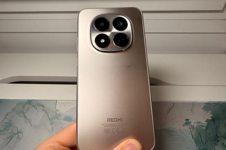 Así es la parte trasera del Xiaomi Redmi Note 15 Pro 5G.