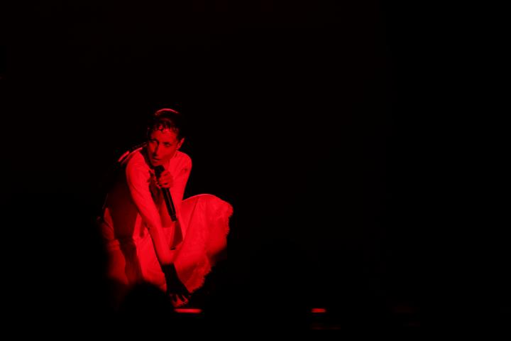 Rosalinda Galán en la segunda semifinal del Benidorm Fest 2026.