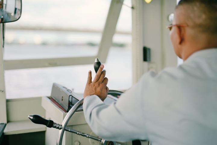 sueldo-formacion-barco-fluvial