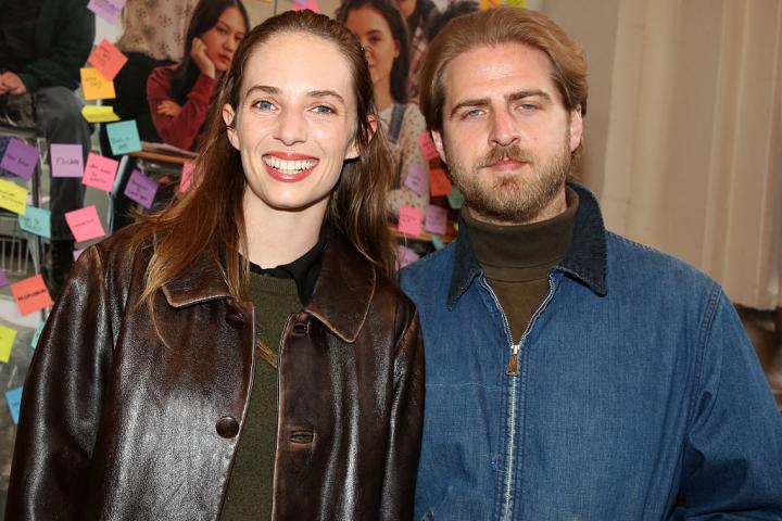 Maya Hawke y Christian Lee Hutson, en abril de 2025
