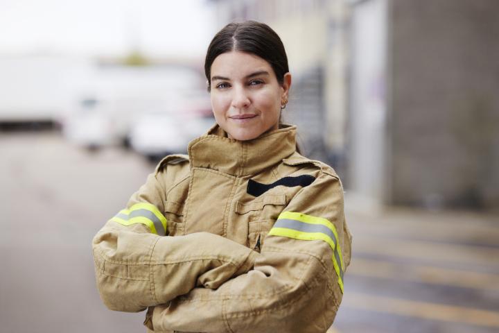 Mujer bombero, retrato