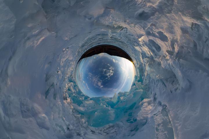 Geoide Antártico Bajo